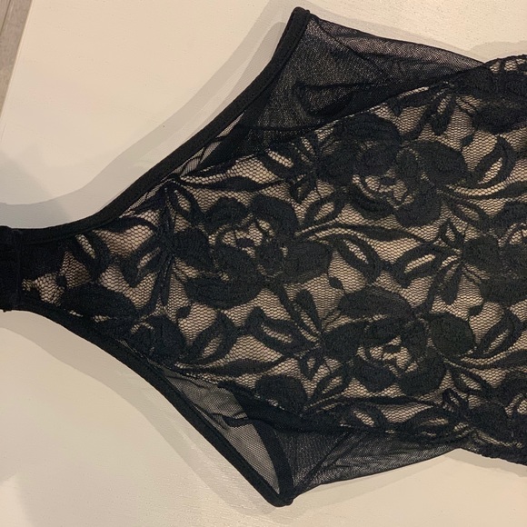 Lace Bodysuit - Picture 4 of 4